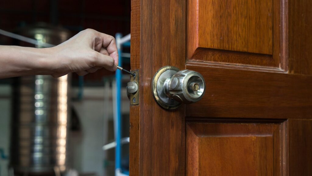 Schlüsselnotdienst Aachen – 24h Notdienst & Türöffnung vom Profi Schlüsseldienst Hansemann